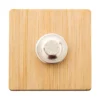 AP716415-C__A bambusowa przypinka/pins