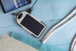 AP741932-01__DG2 power bank