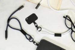 AP864134-06A__DG smycz na nadgarstek, uchwyt na telefon, kabel 60W RPET