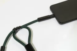 AP864134-07A__CU1 smycz na nadgarstek, uchwyt na telefon, kabel 60W RPET