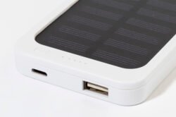 AP864138-01__CU1 Powerbank RABS