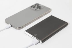 AP800528-80__CU1 power bank