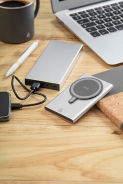 AP864051-21__DG1 power bank