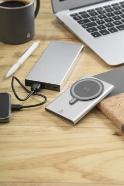 AP864051-21__DG1 power bank