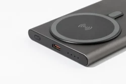 AP864051-80__CU1 power bank