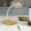 AP864145__DG4 lampa biurkowa z ładowarką bezprzewodową